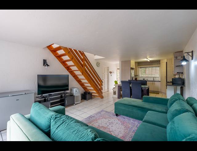 4 BEDROOM CLUSTER FOR SALE IN BROADACRES